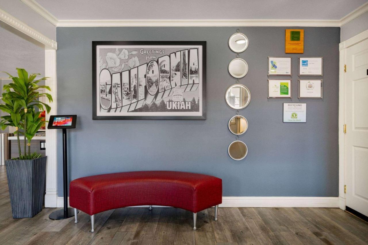 Super 8 Ukiah By Wyndham Eksteriør bilde