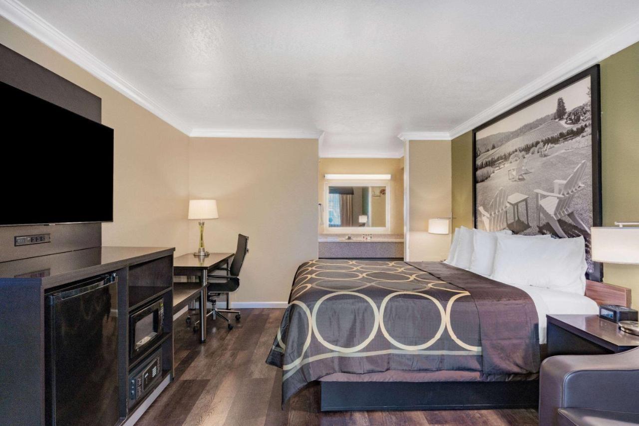 Super 8 Ukiah By Wyndham Eksteriør bilde